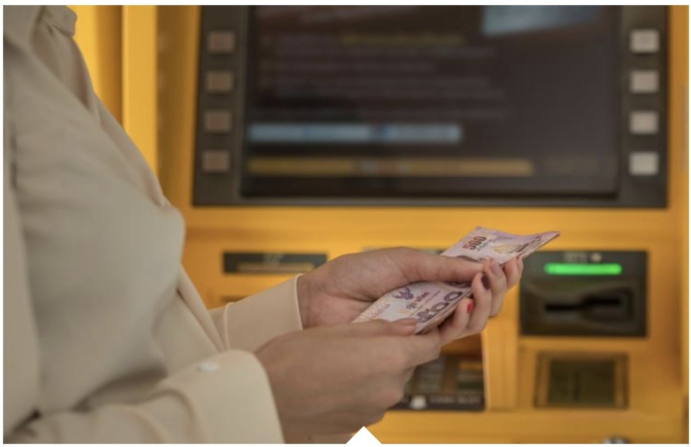 ما الذي يجب الانتباه إليه عند الدفع ببطاقة البنك خارج هولندا ؟ نبض هولندا